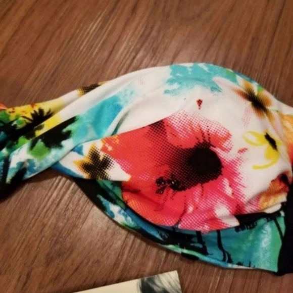 Quintsoul Bikini - Picture 2 of 5